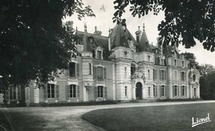 Façade du château de la Morosière à Neuvy-en-Mauges